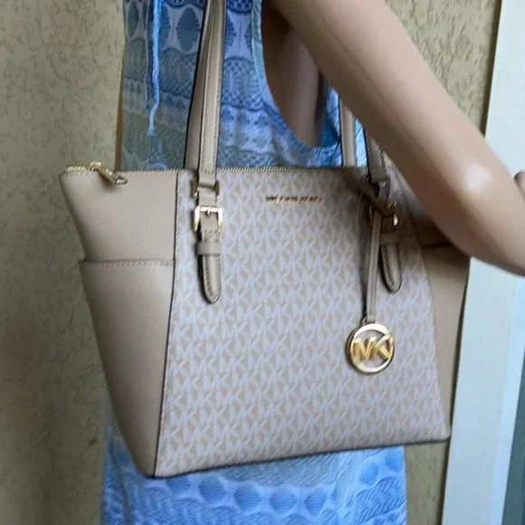 Michael Kors Charlotte Large Top Zip Tote - Picture 7 of 16